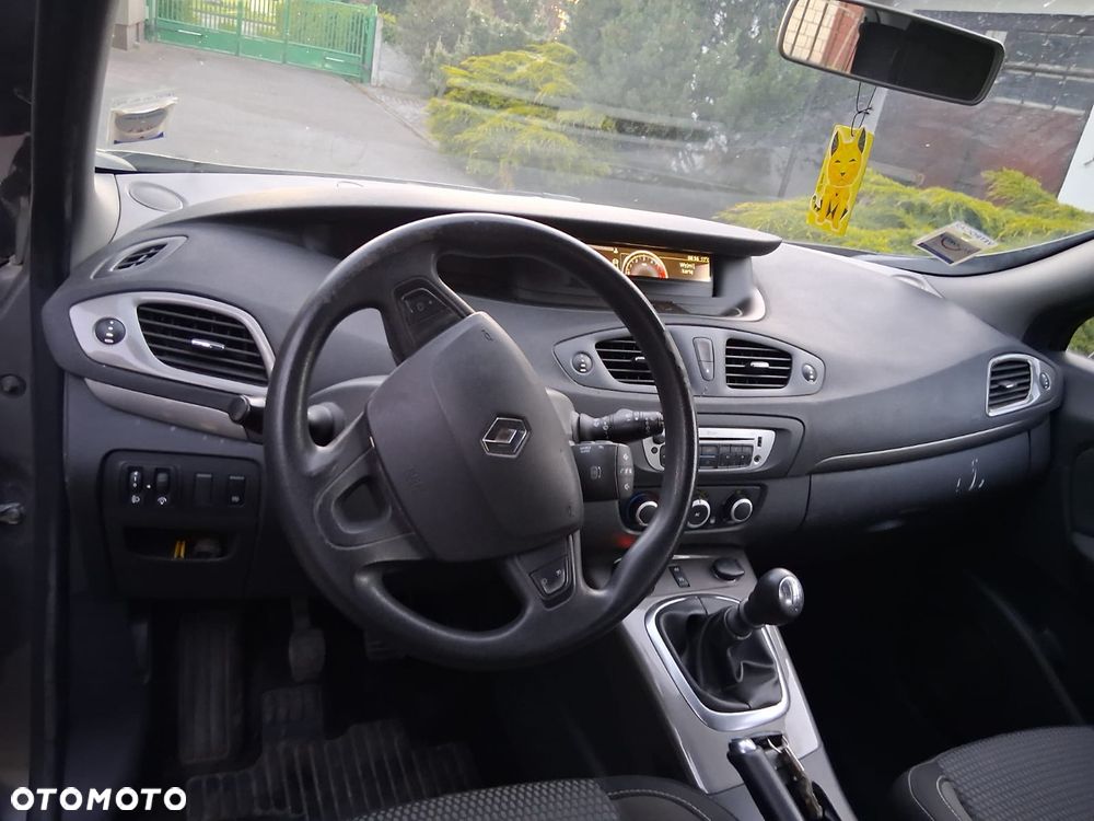 Renault Scenic dCi 110 Xmod Paris - 22