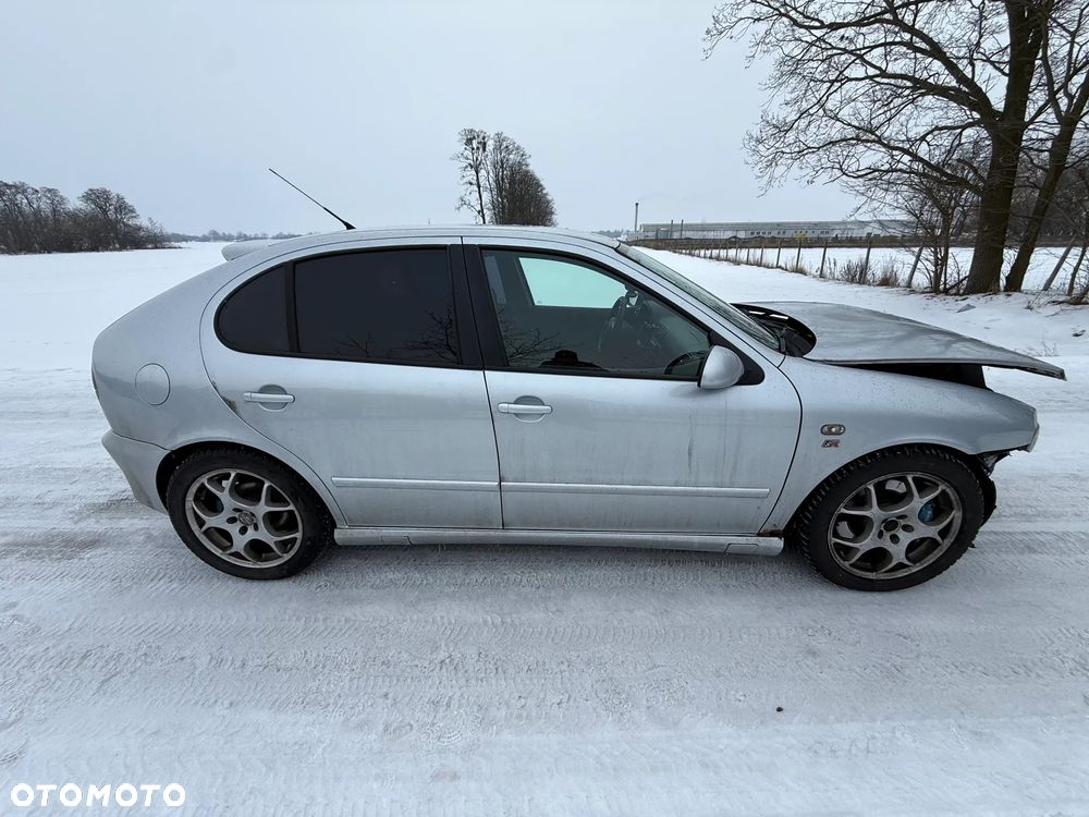 Seat Leon 1.8T Cupra R - 16