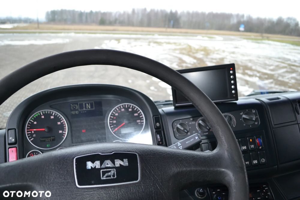MAN TGA 26.360 TYLKO 537000 km 3 OŚ SKRĘTNA KLIMATYZACJA - 17