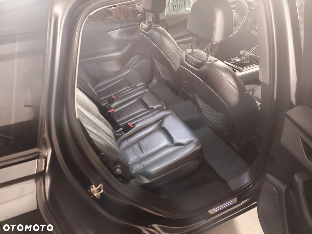 Audi Q7 - 14