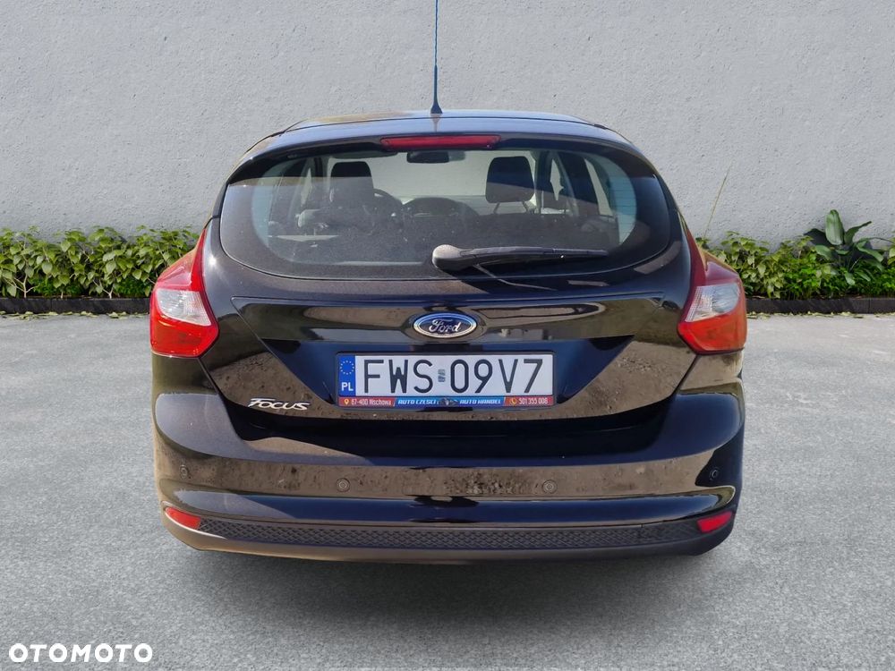 Ford Focus 1.6 Edition - 3