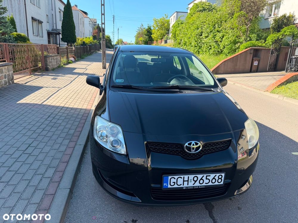 Toyota Auris - 2