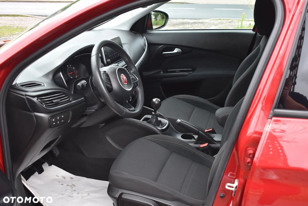 Fiat Tipo 1.4 T-Jet 16v S-Design - 24