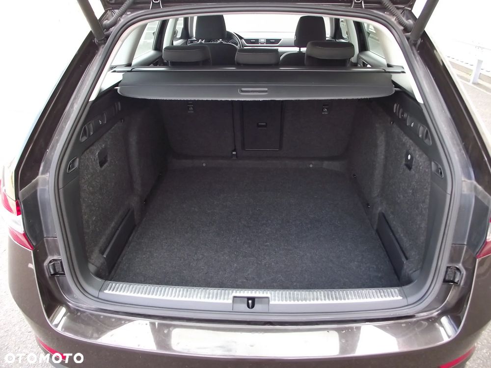 Skoda Superb 1.8 TSI Ambition - 36