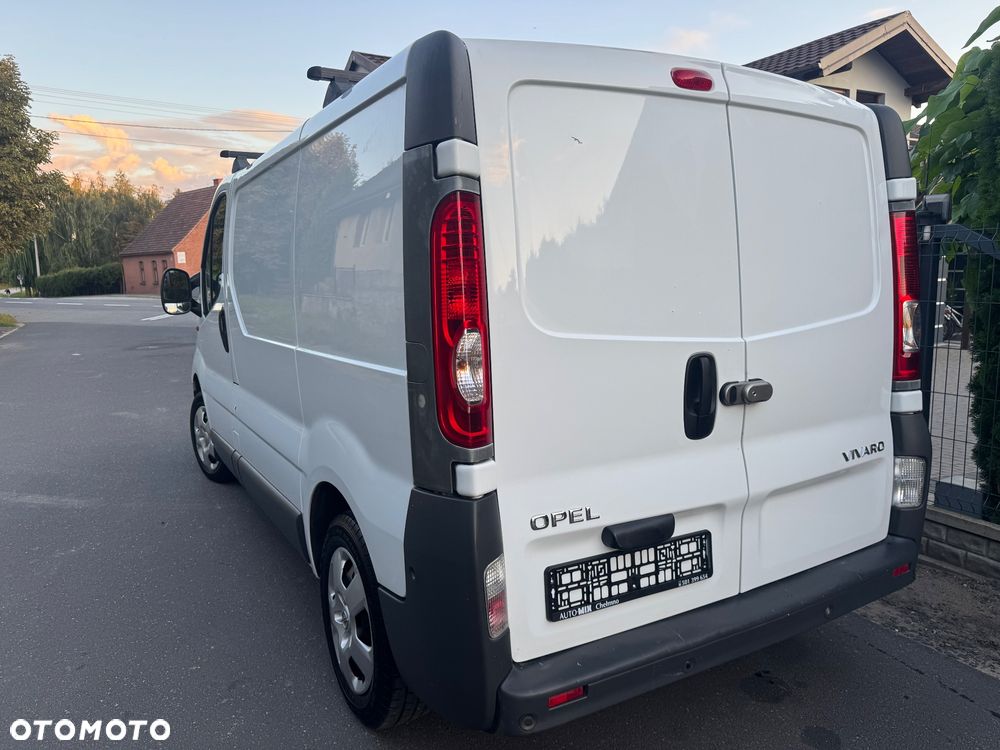 Opel Vivaro - 9