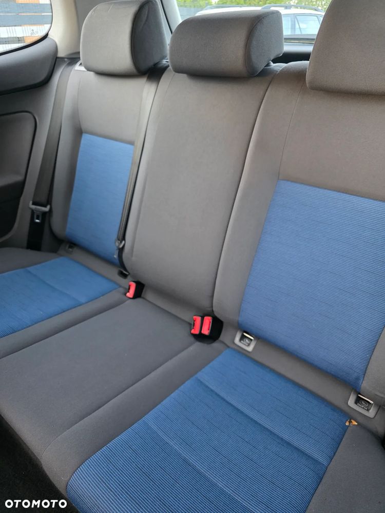 Volkswagen Golf 1.4 Comfortline - 14
