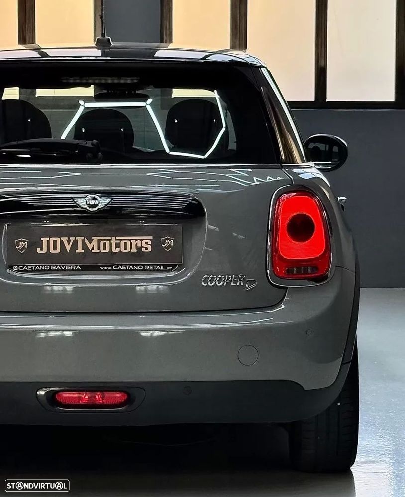 MINI 5 Portas Cooper D - 18