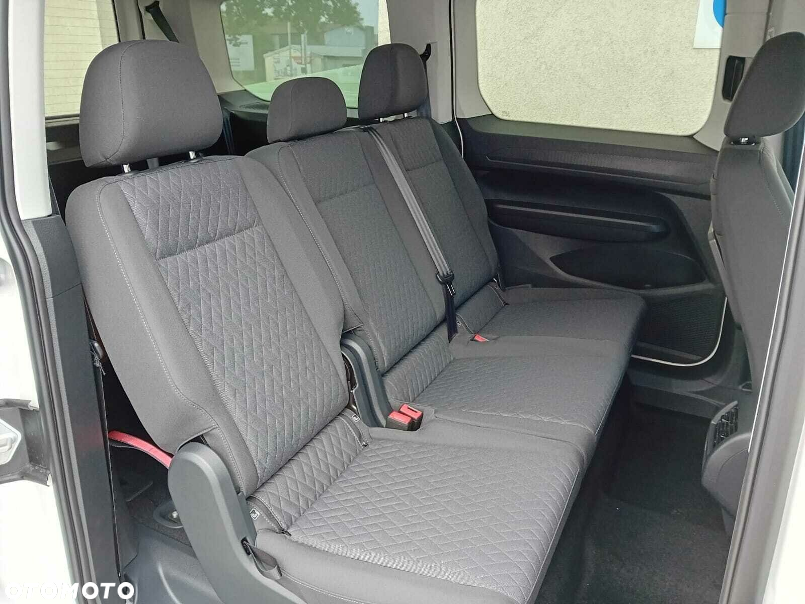 Volkswagen Caddy - 10