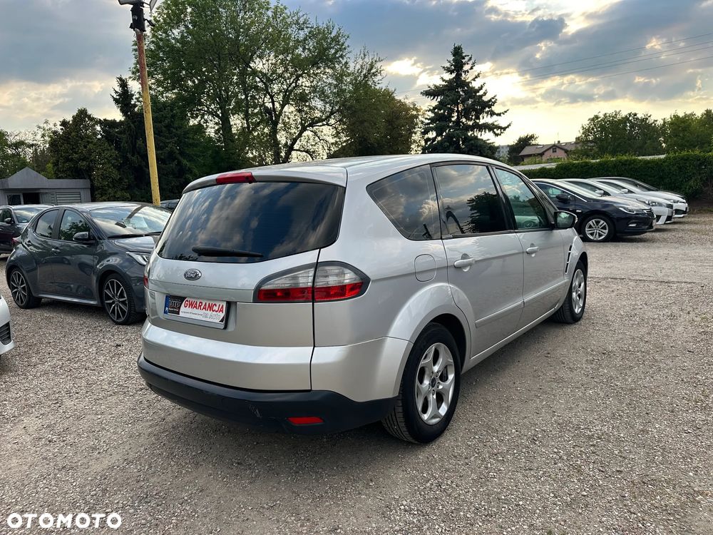 Ford S-Max - 9