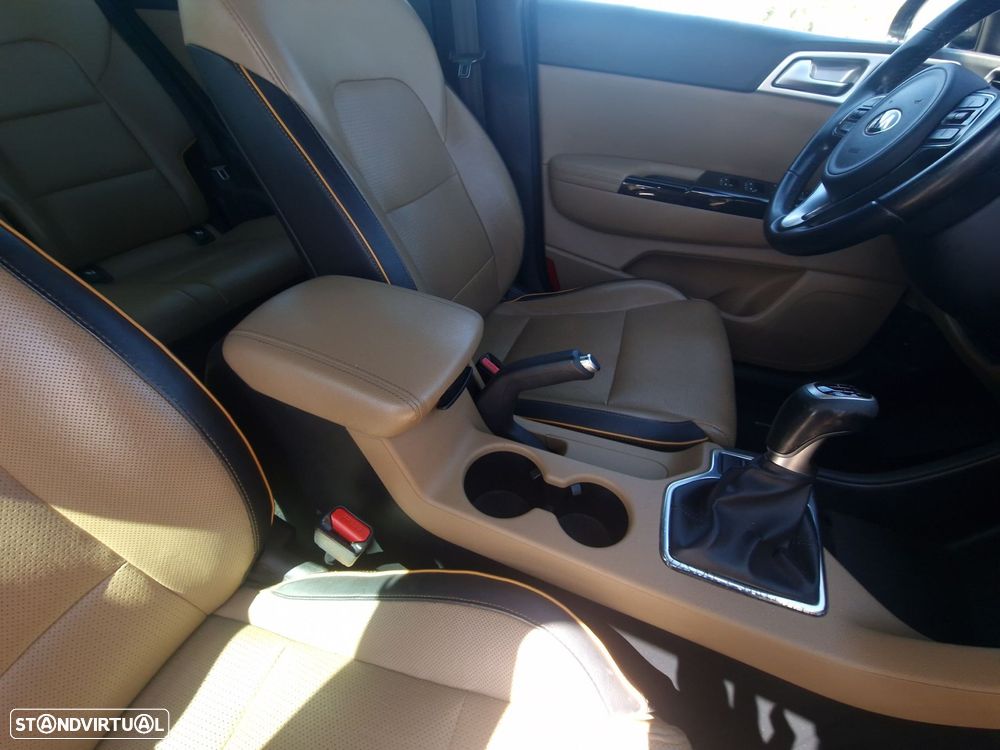 Kia Sportage 1.7 CRDI ISG TX Prime - 20