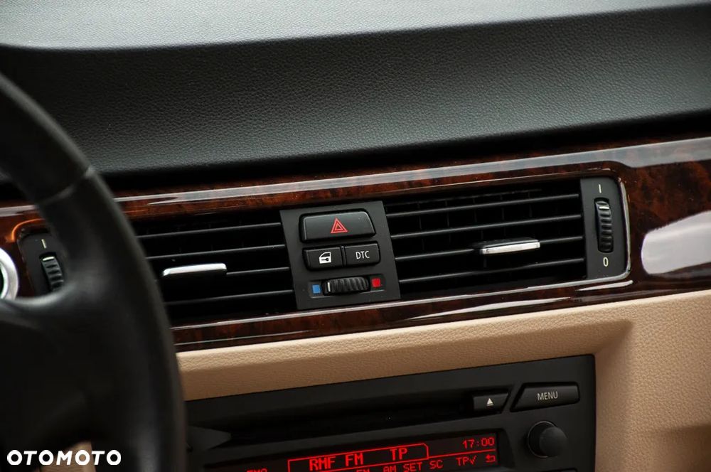 BMW Seria 3 325i - 13