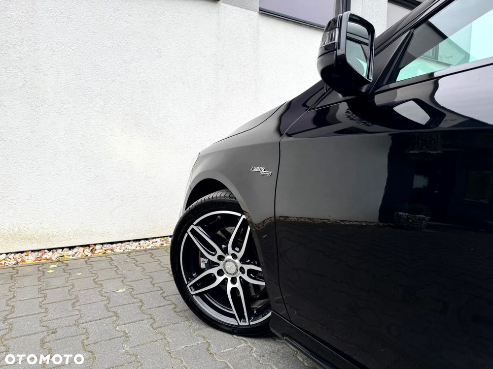 Mercedes-Benz CLA Shooting Brake 250 4Matic 7G-DCT AMG Line - 33
