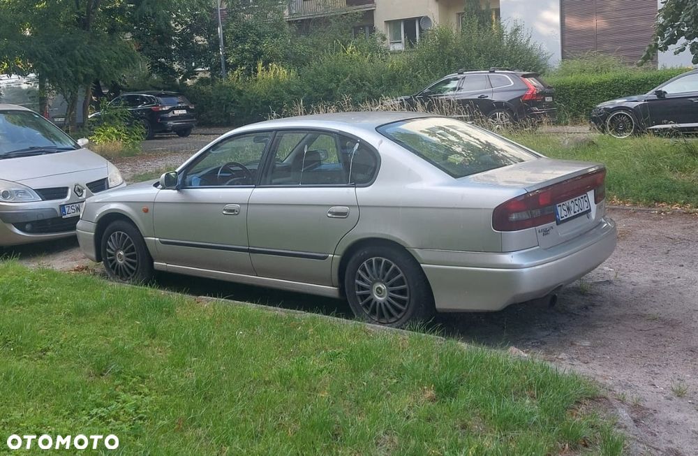 Subaru Legacy - 1