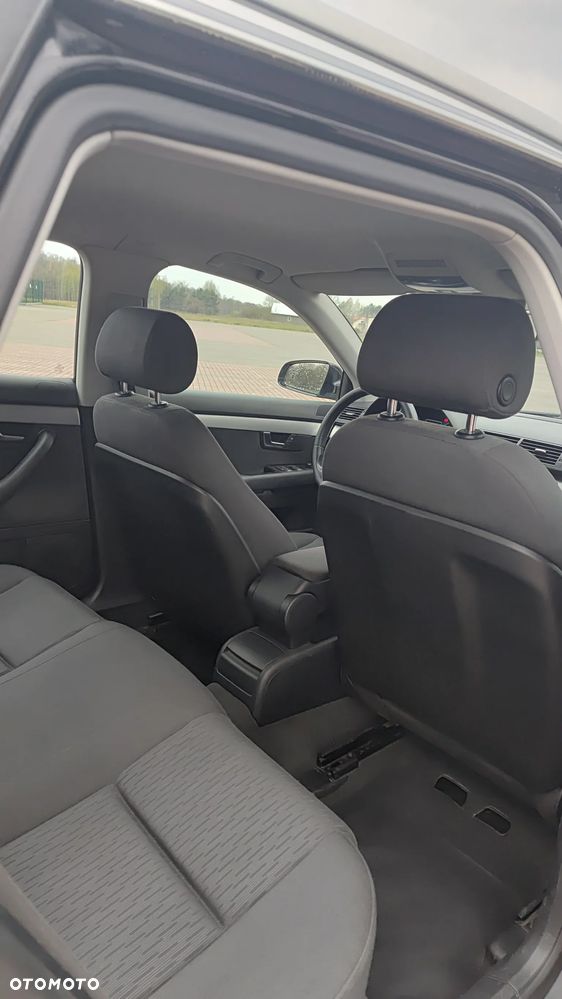 Audi A4 Avant 2.0 TDI DPF - 8