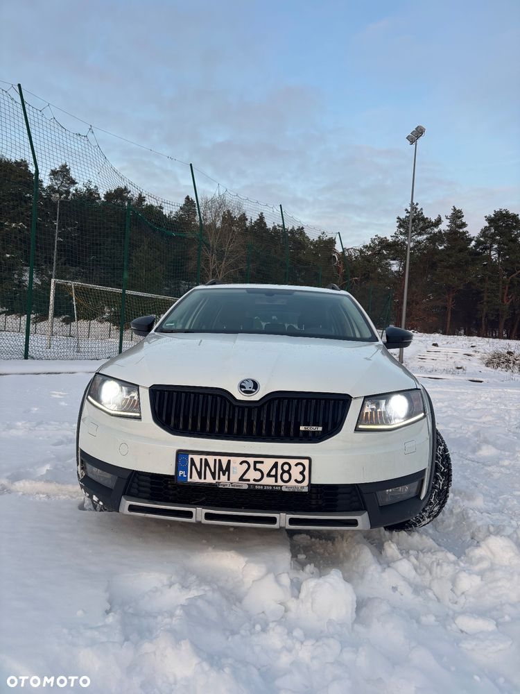 Skoda Octavia Scout 2.0 TDI 4x4 - 1