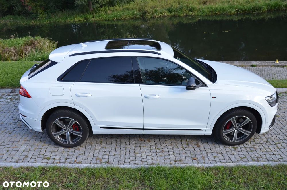 Audi Q8 - 4