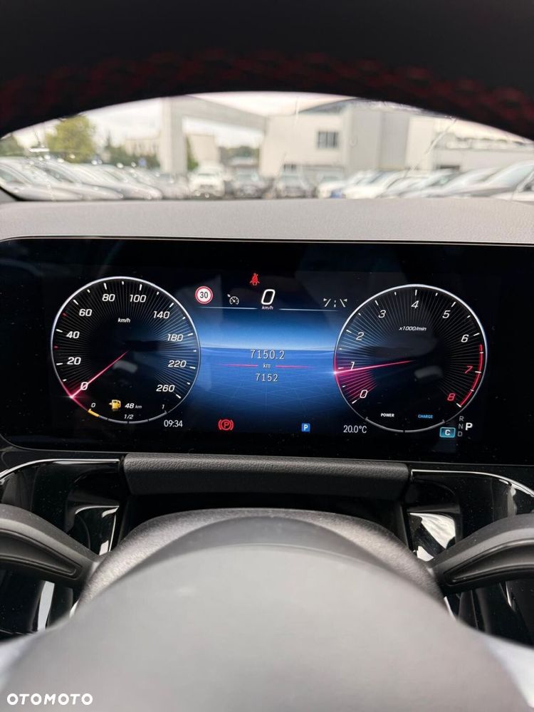 Mercedes-Benz GLA 200 AMG Line - 30