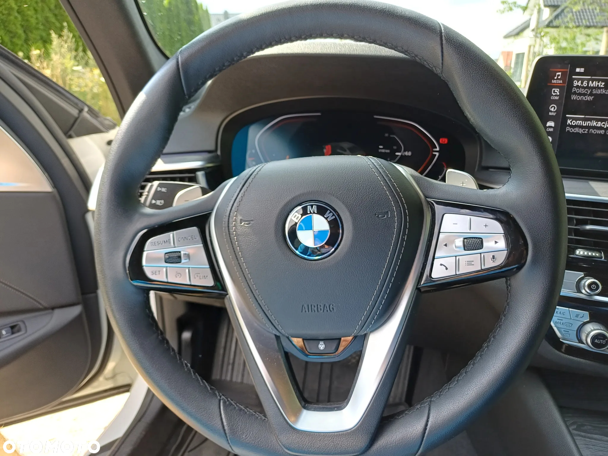 BMW Seria 5 518d - 13
