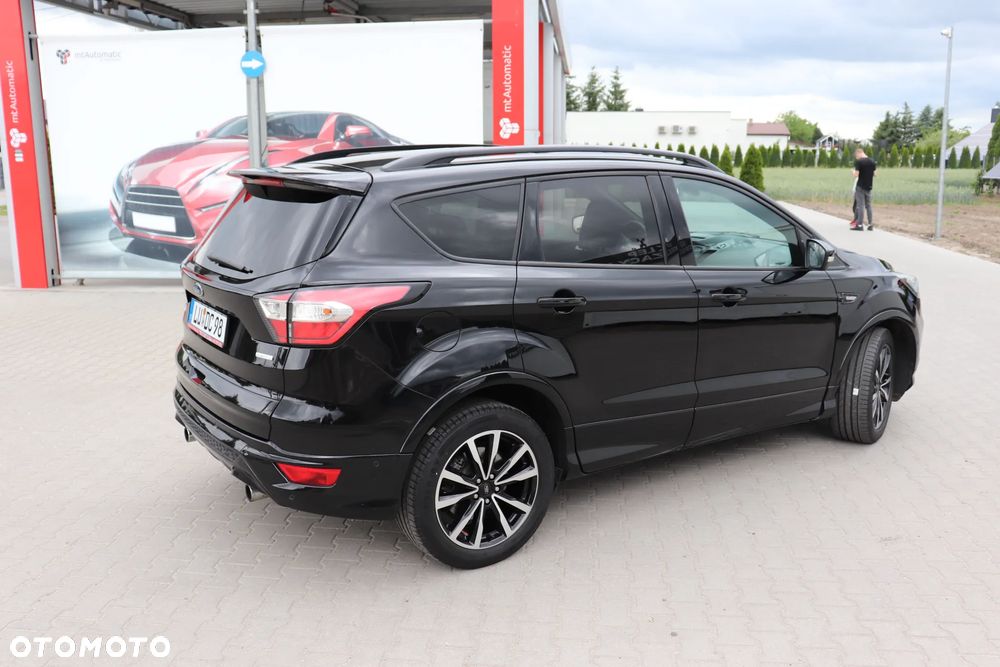 Ford Kuga 1.5 EcoBoost 2x4 ST-Line - 15