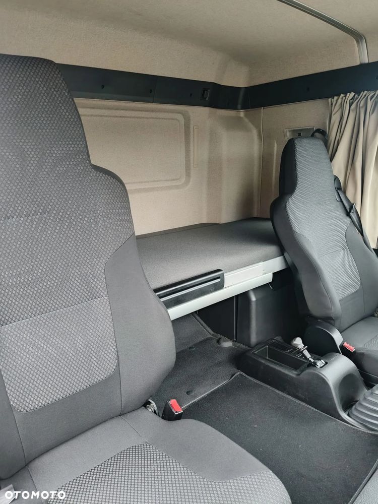 MAN TGM 18.250 / FIRANKA 7.30 + WINDA / ZSUWANY DACH / EURO 6 / - 32