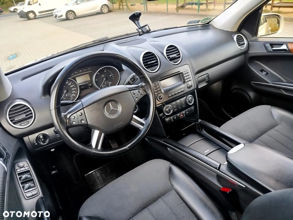 Mercedes-Benz ML 320 CDI 4Matic 7G-TRONIC - 35