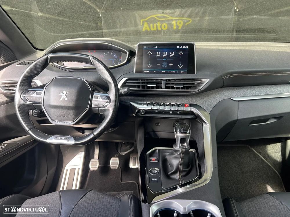 Peugeot 3008 1.2 PureTech GT Line — fotografia 14