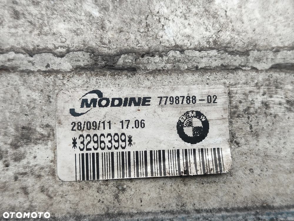 BMW E87 E81 E90 E91 2.0d N47 Chłodnica powietrza Intercooler 7798788 - 5