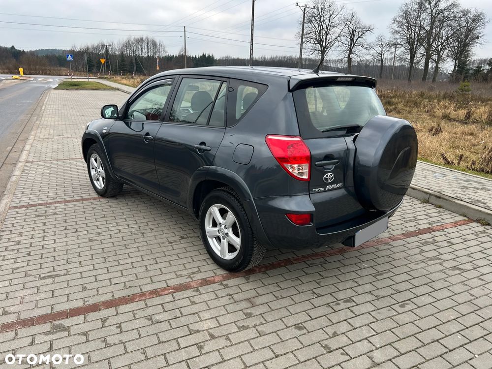 Toyota RAV4 2.2 D-4D Sol 180 - 6