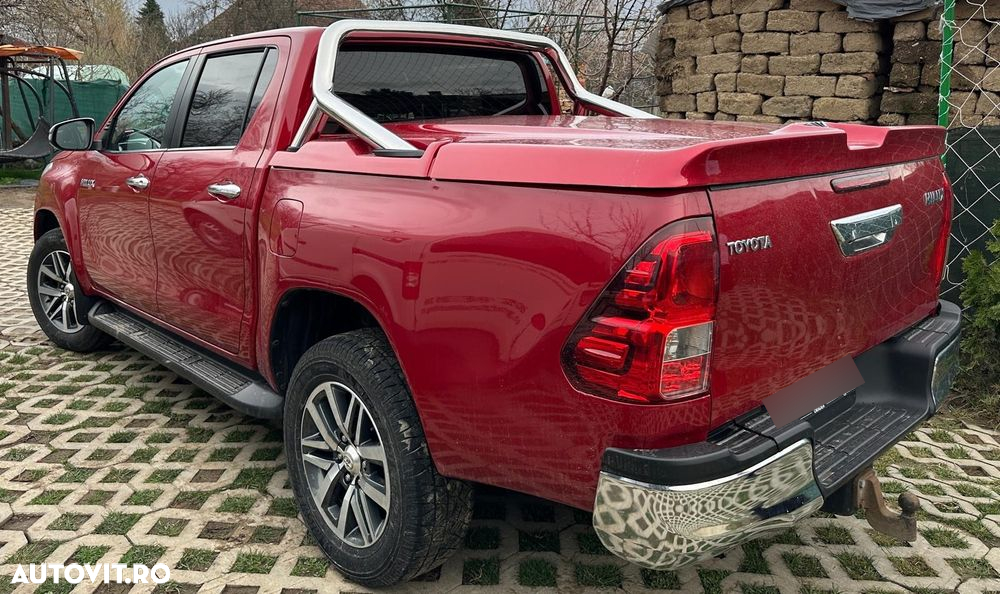 Toyota Hilux 4x4 Double Cab A/T Invincible - 9