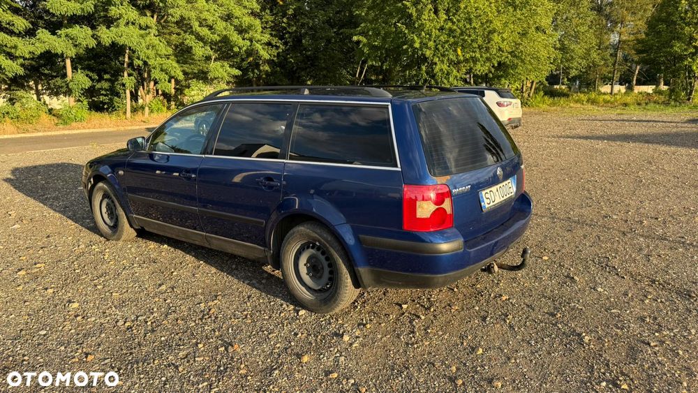 Volkswagen Passat 1.9 TDI Highline - 6