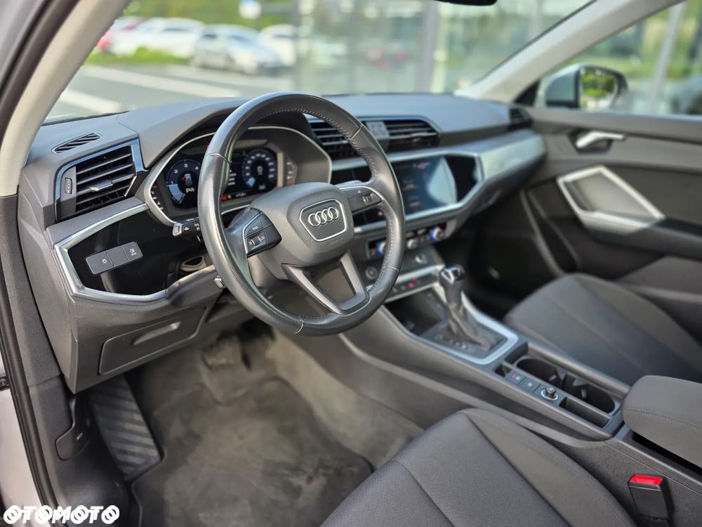 Audi Q3 35 TDI S tronic - 24