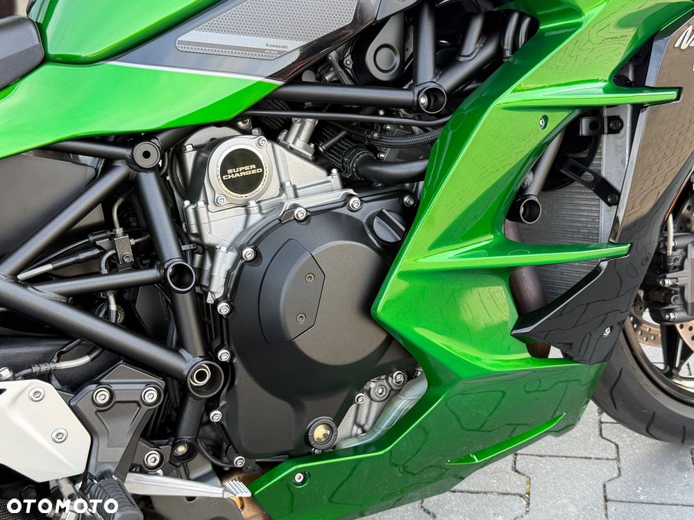 Kawasaki Ninja H2 SX - 15
