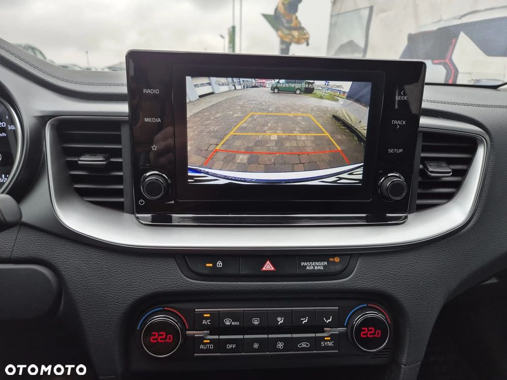 Kia XCeed 1.5 T-GDI M - 11