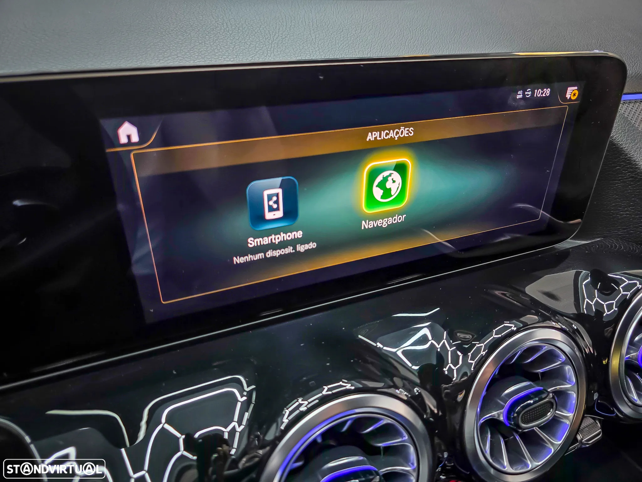 Mercedes-Benz GLA 200 d 8G-DCT AMG Line - 34