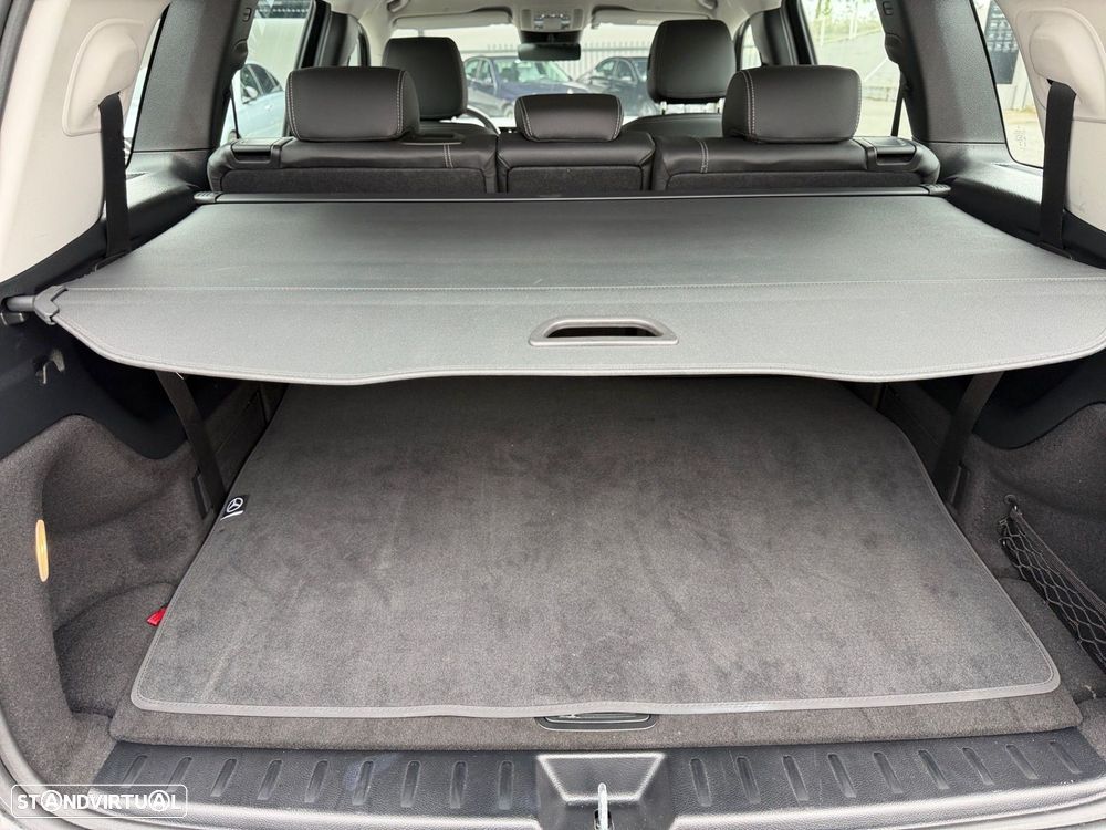 Mercedes-Benz GLB 180 d - 11