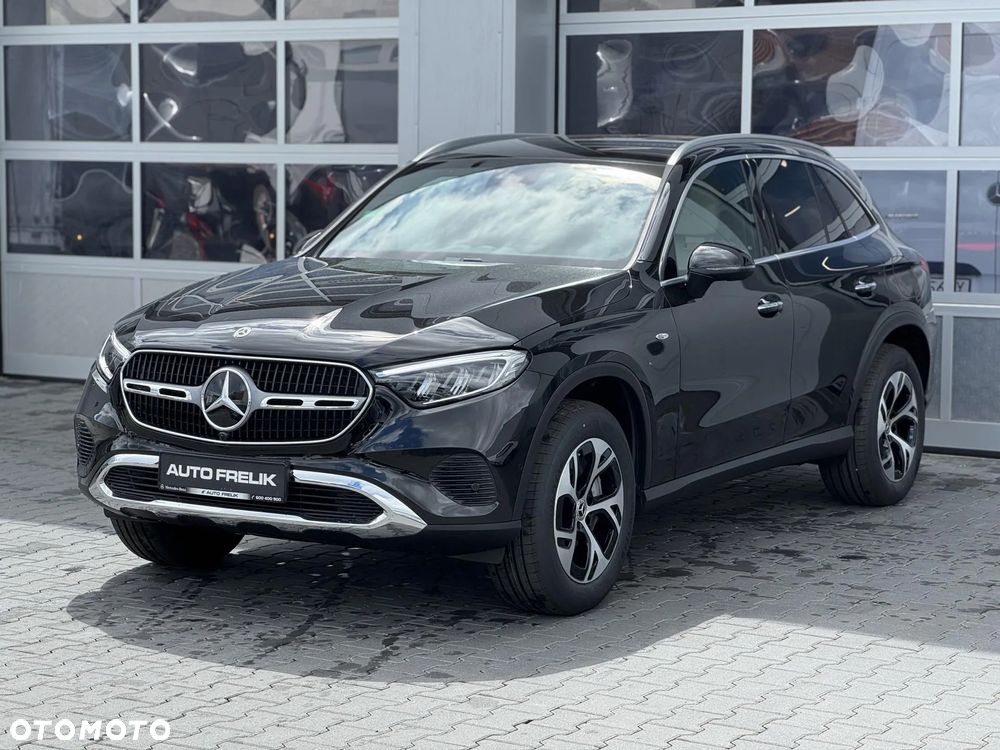Mercedes-Benz GLC 300 e 4-Matic Avantgarde - 4