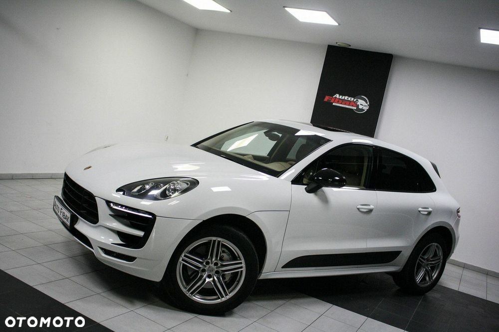 Porsche Macan - 4