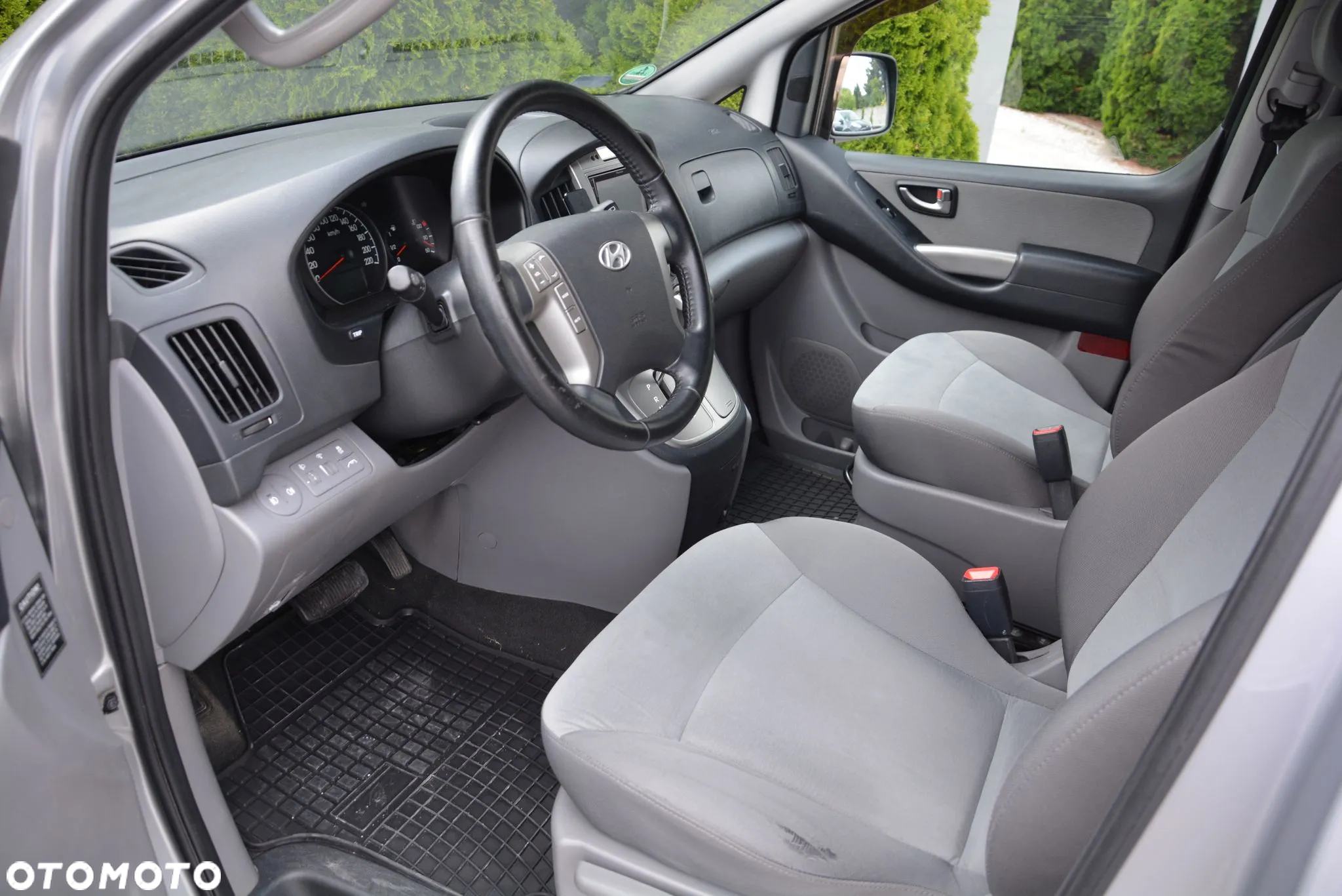 Hyundai H1 - 16