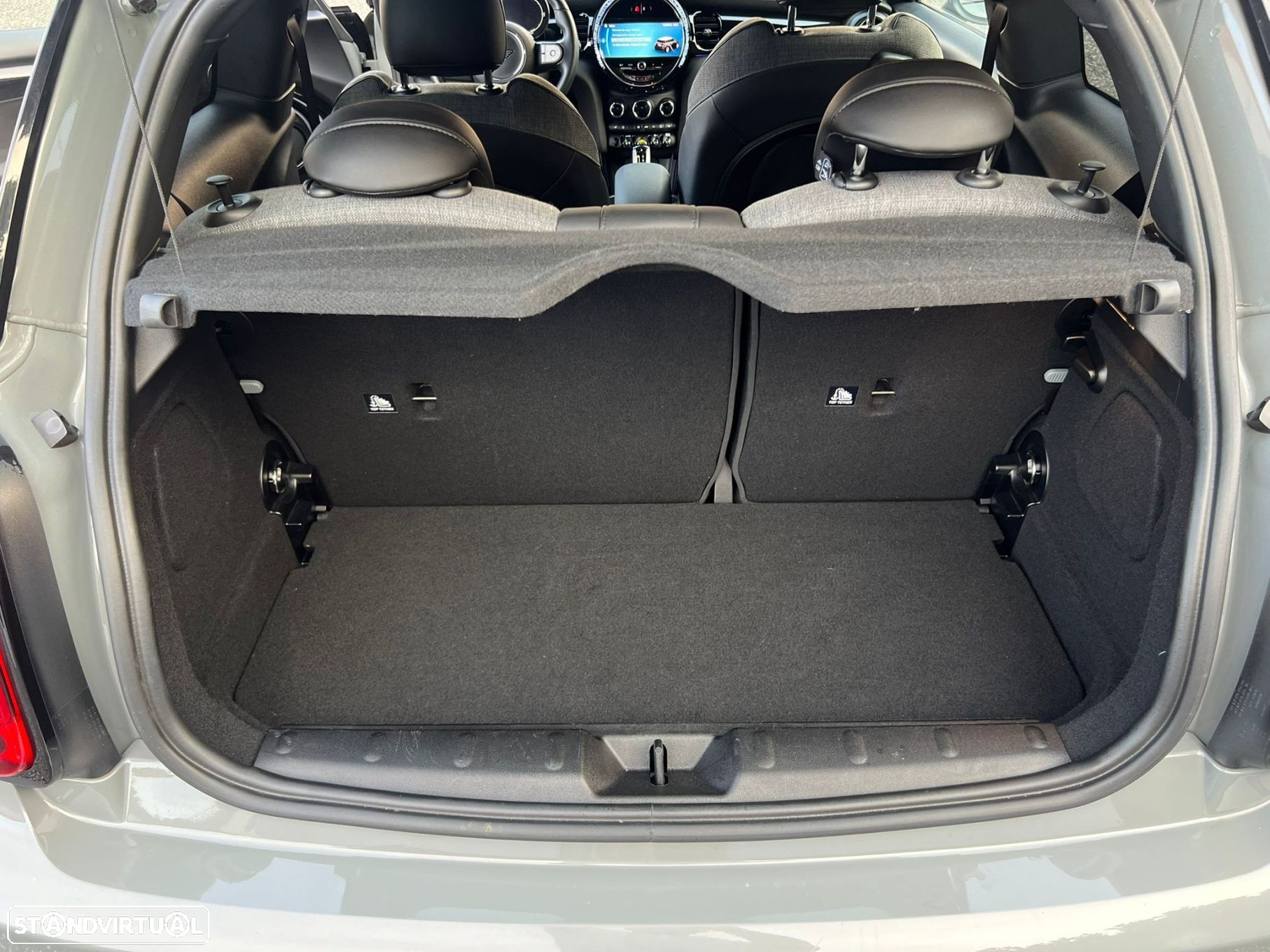 MINI 3 Portas Cooper SE - 24