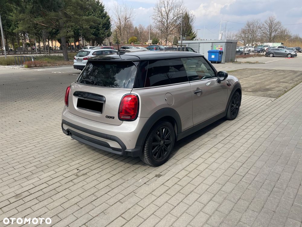 MINI Cooper Standard - 5