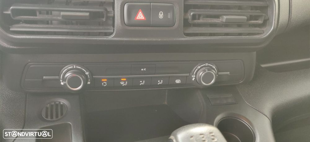 Citroën BERLINGO - 36