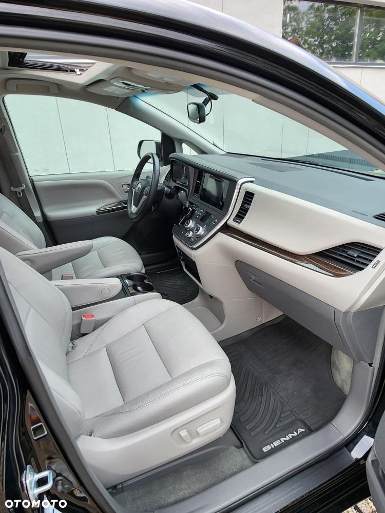 Toyota Sienna 3.5 V6 XLE AWD - 4