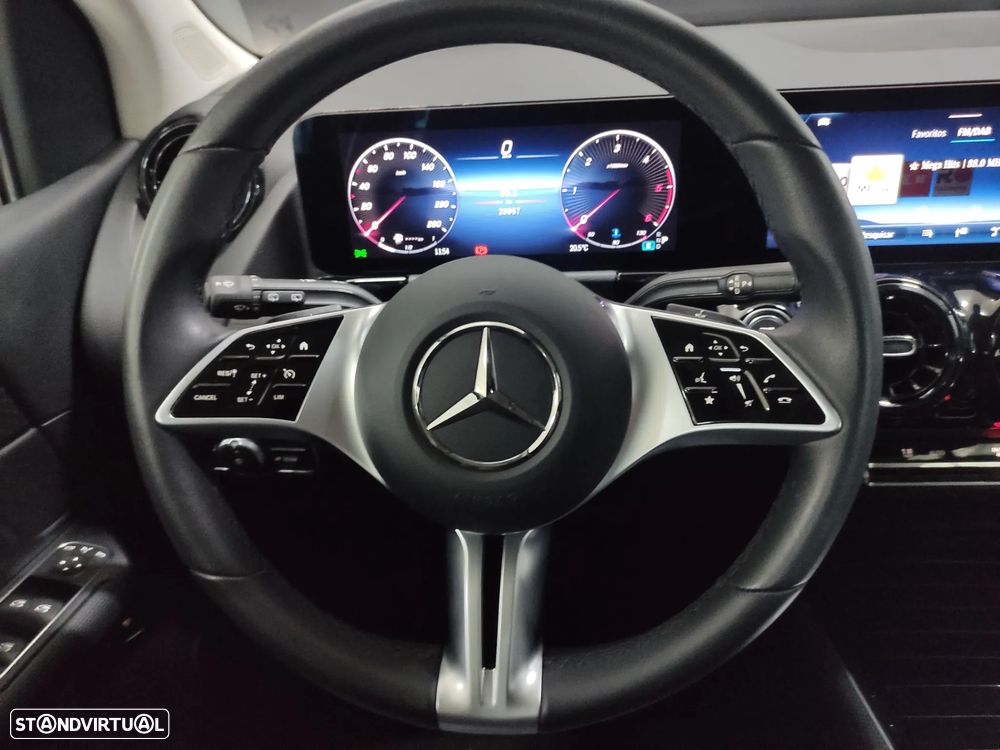 Mercedes-Benz B 180 d - 11