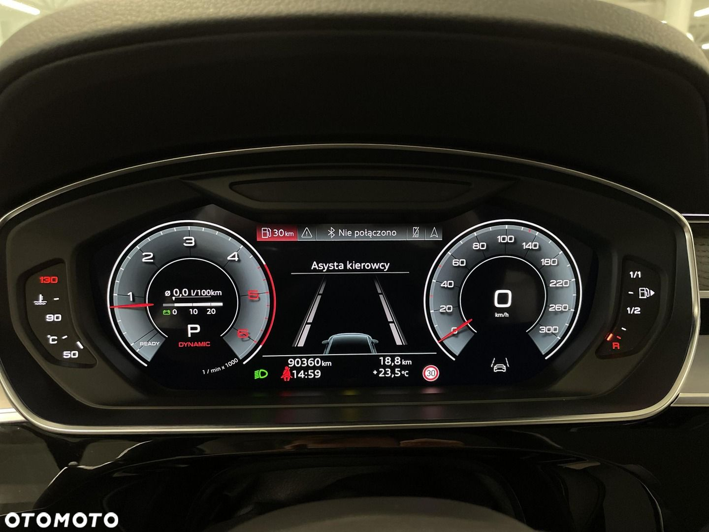 Audi A8 - 19