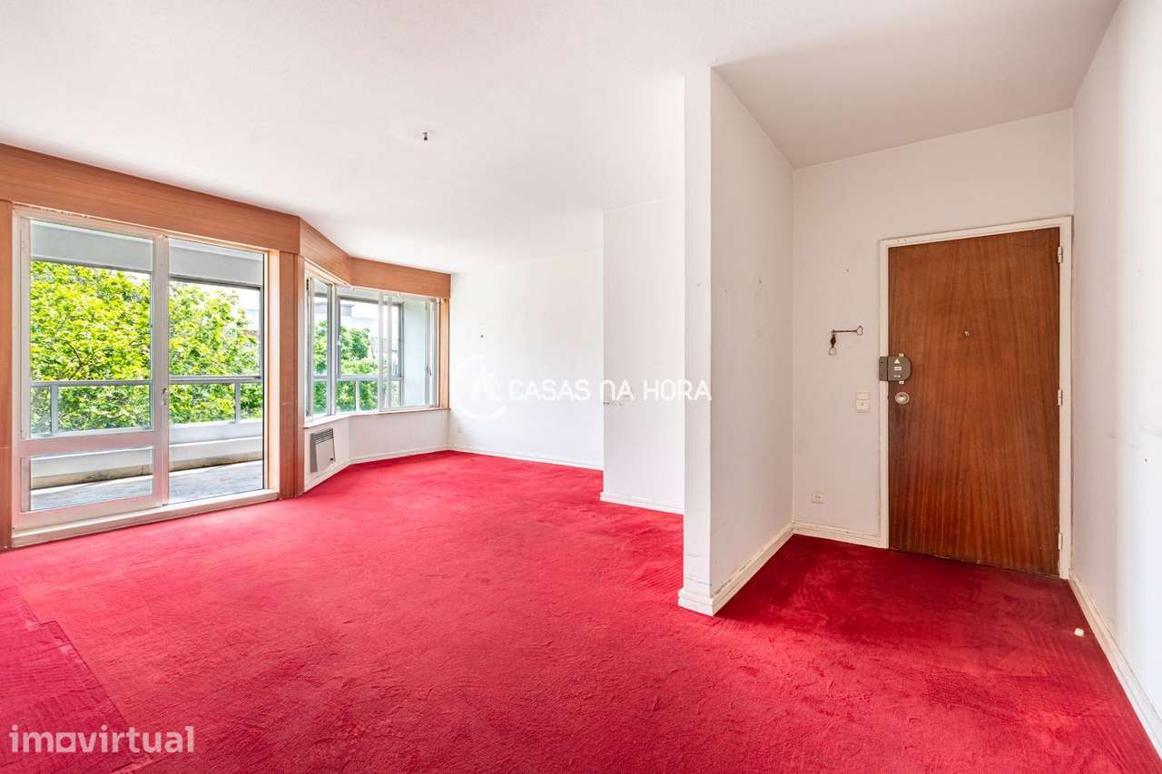 Apartamento T2 para renovação com vista mar  Alto da Barra, Oeiras - Grande imagem: 5/23