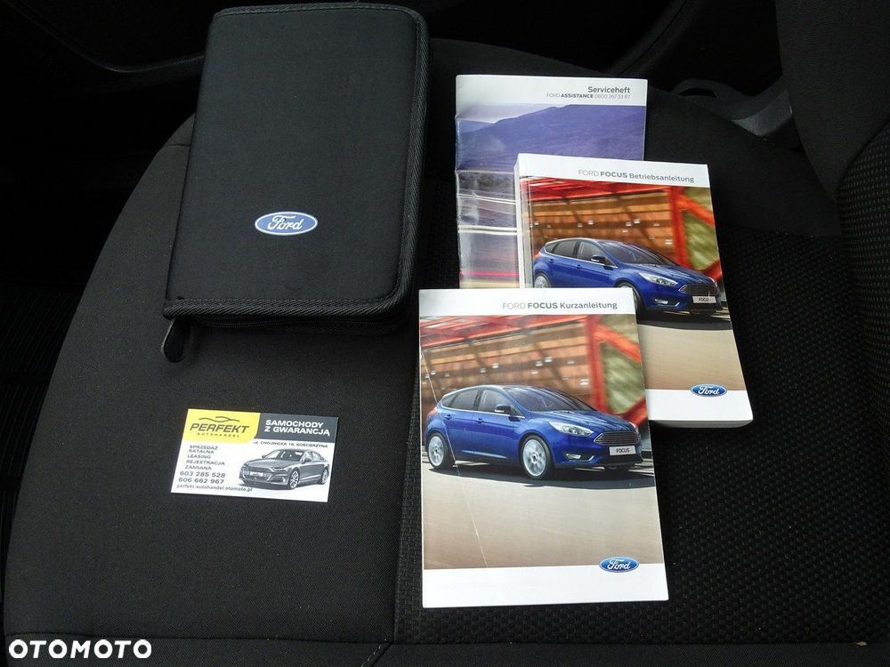 Ford Focus - 36