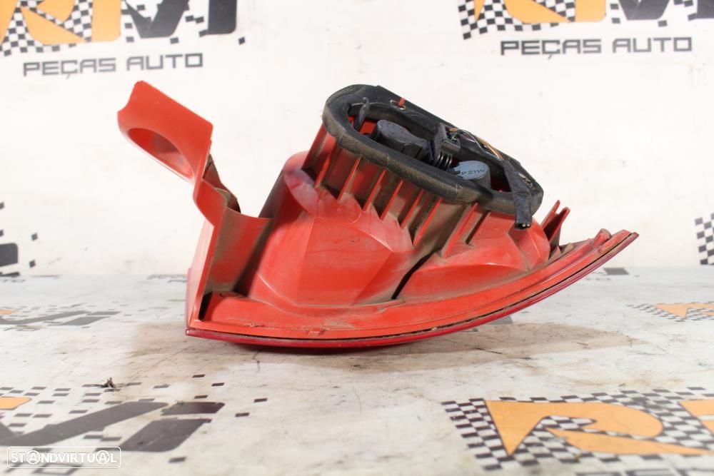 Farolim Direito Seat Leon (1P1)  Chassi Passageiro - 6