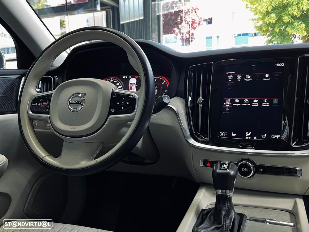 Volvo V60 2.0 D3 Inscription Geartronic - 20
