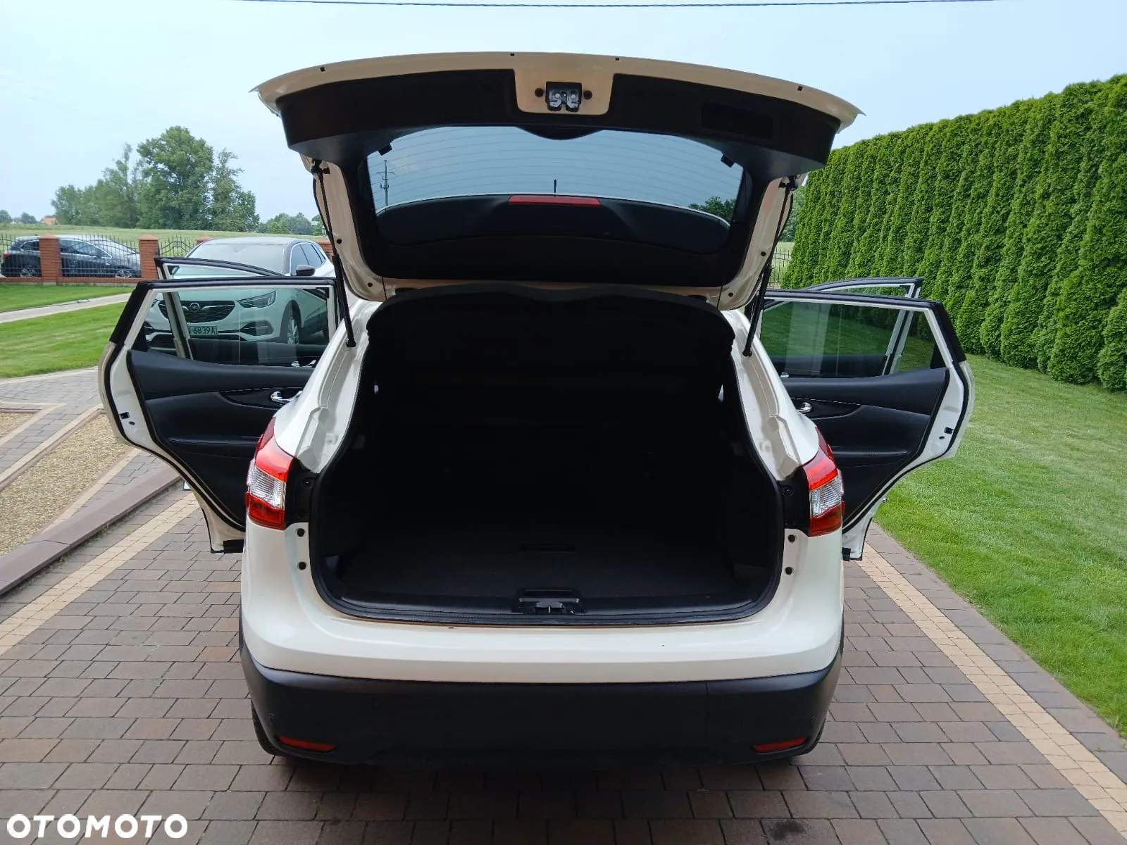Nissan Qashqai 1.6 DIG-T Tekna+ - 17