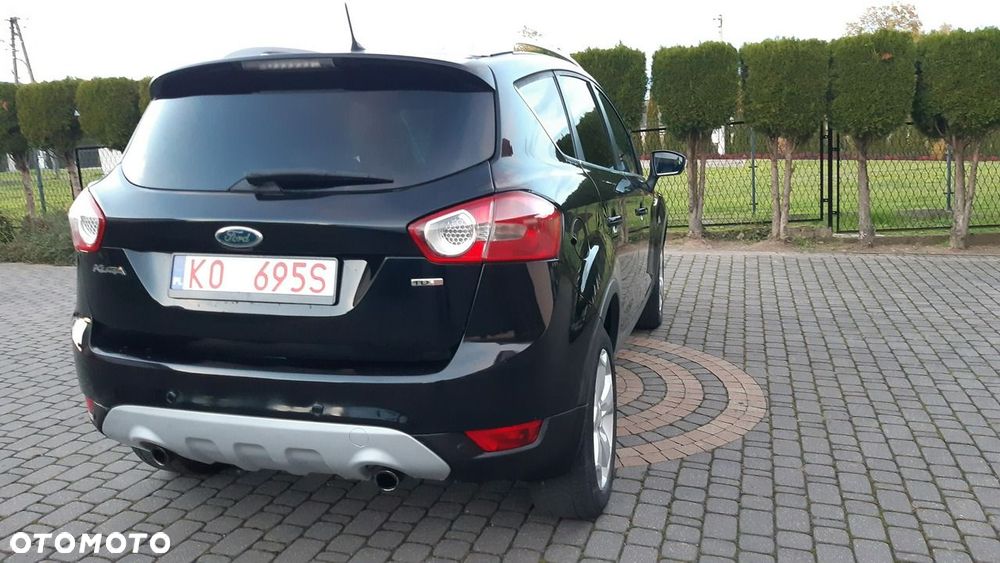 Ford Kuga 2.0 TDCi 2x4 Titanium - 26